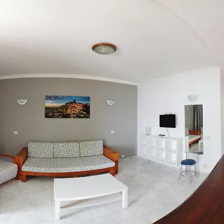 Apartment Montemar *